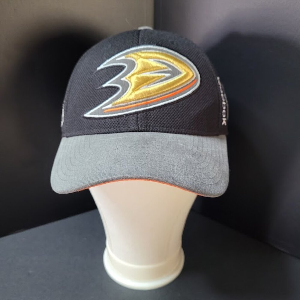 REEBOK ANAHEIM DUCKS Hockey Fitted Hat/Cap SZ L/XL